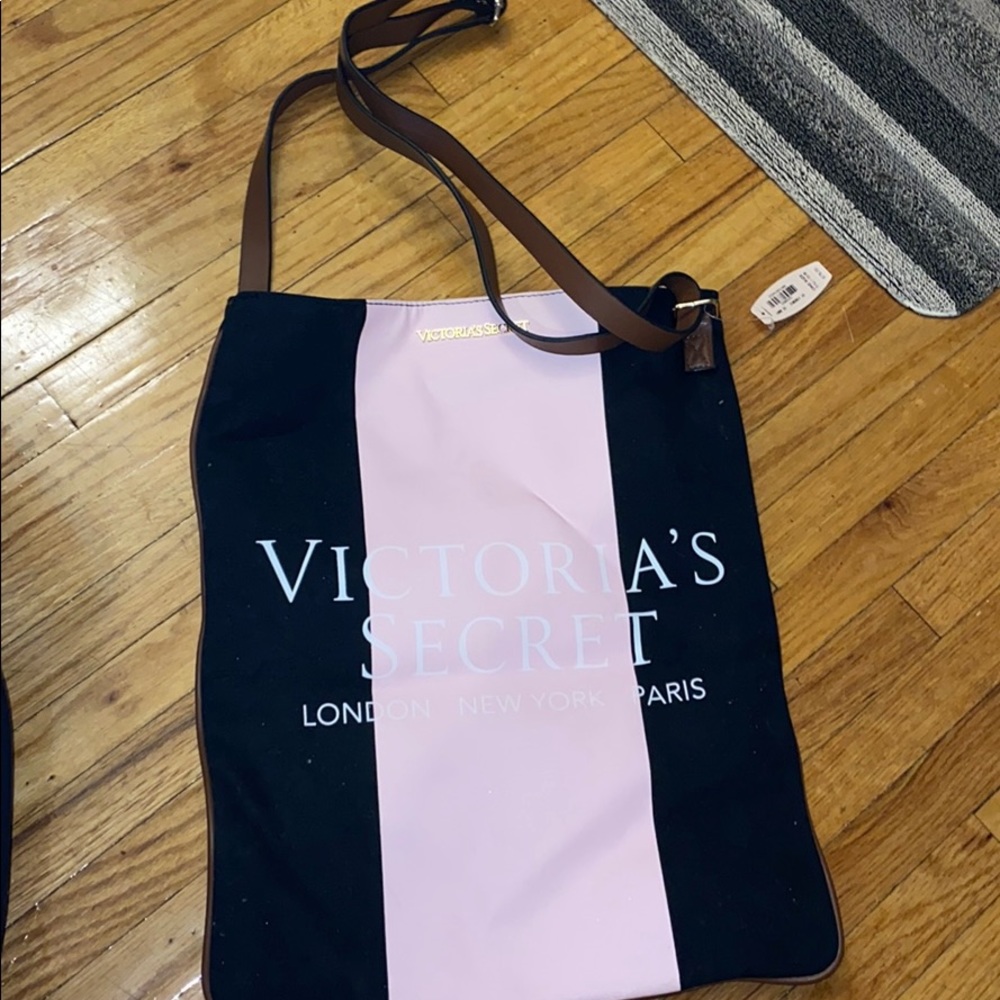 NWT Victoria’s Secret Tote